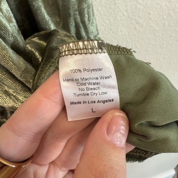 Lucy In The Sky Ruched Cross Back Dress in Green Velvet Size Large - Picture 7 of 8